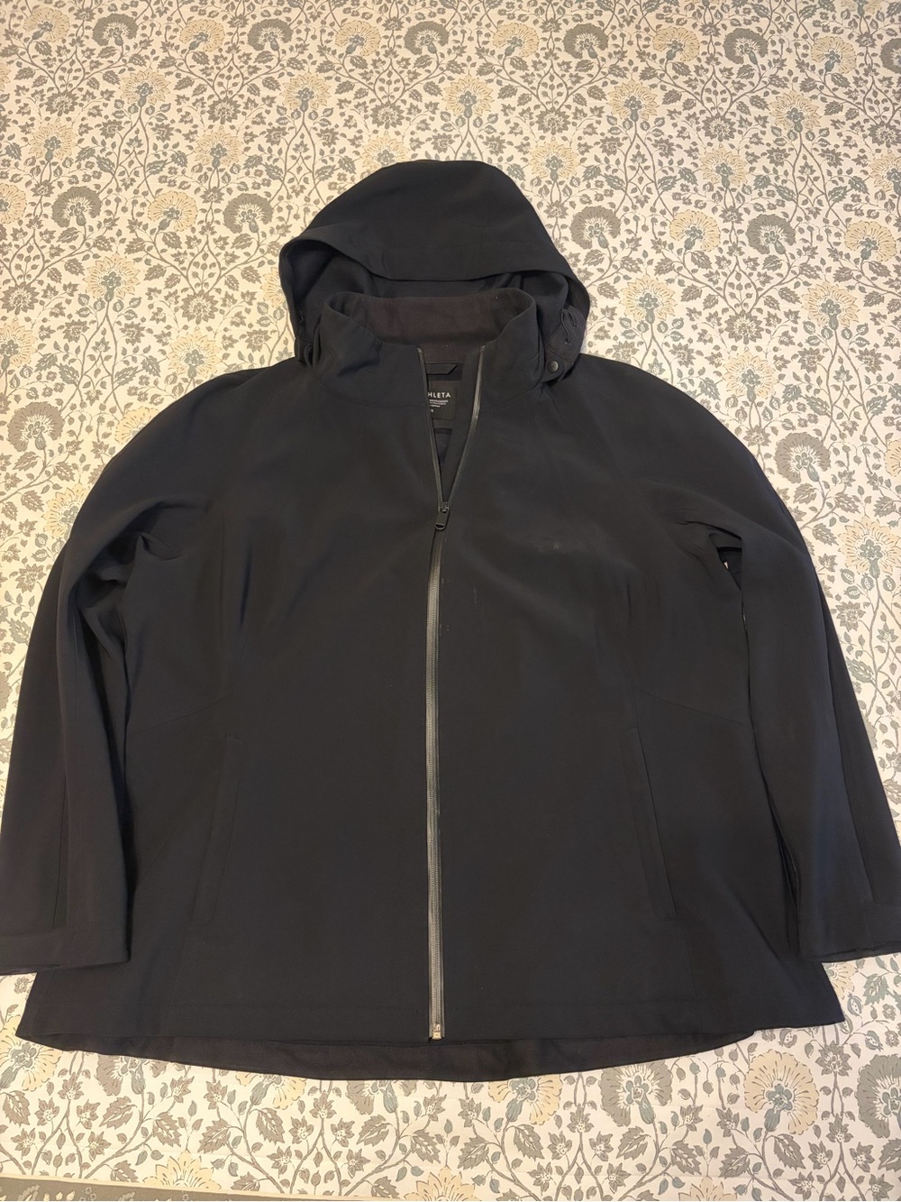 Athleta Black Hooded Raincoat with Waterproof Zip
